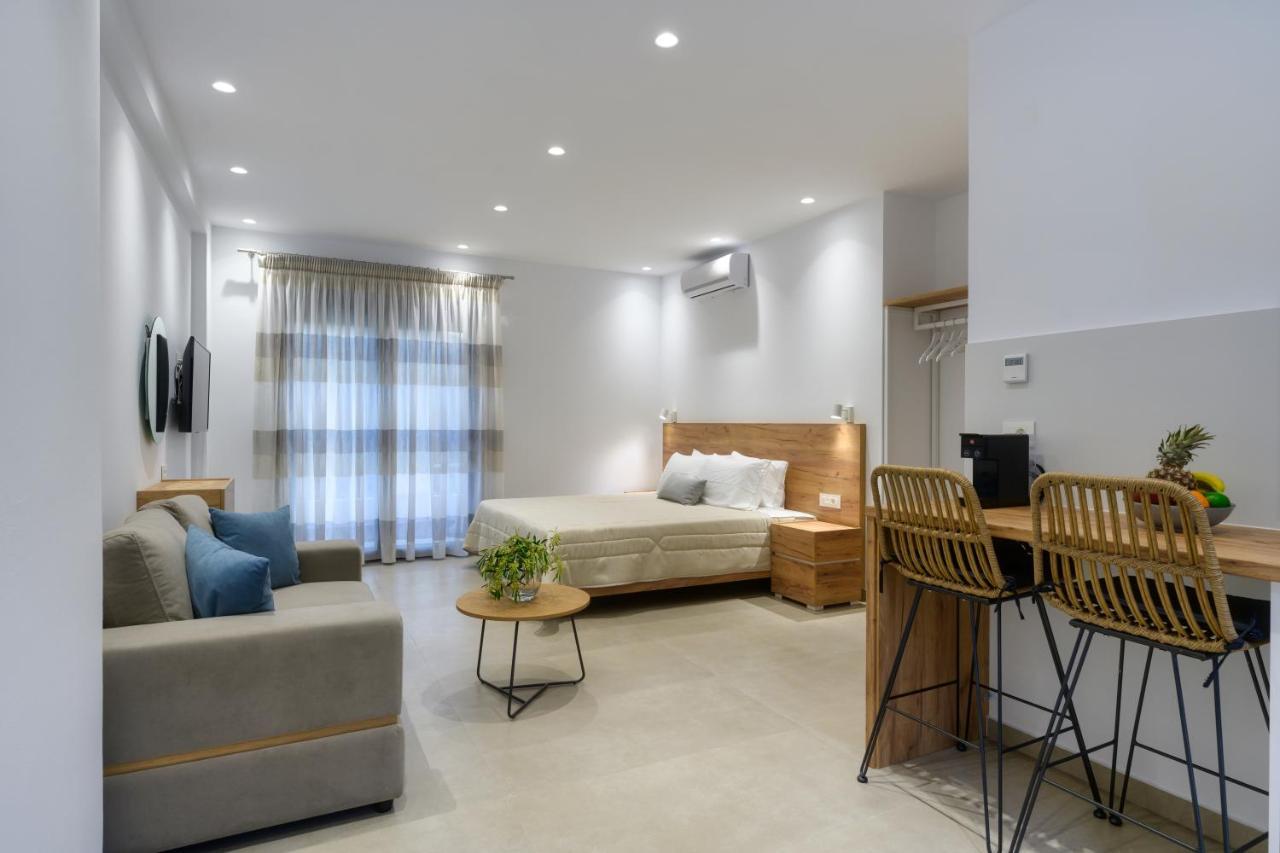 Suites Of Happiness Парга Экстерьер фото